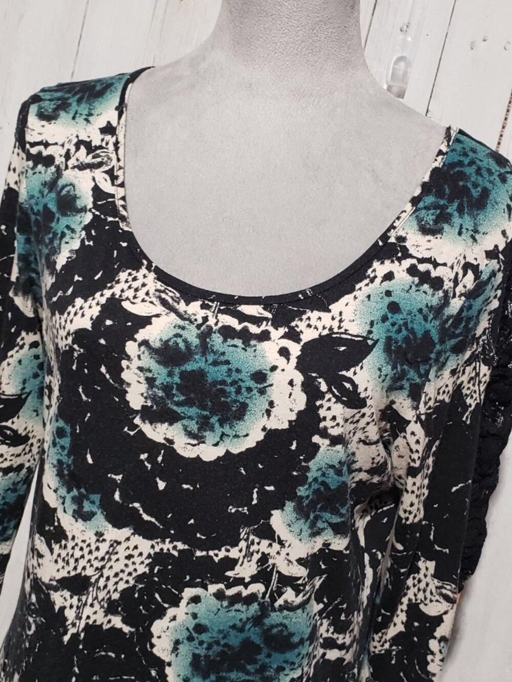 Elle Moody Floral Lace Top Size L Whimsigoth Boho Fairy Grunge Indie Knit Goblin - Picture 3 of 8